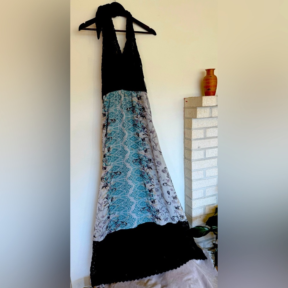 Beautiful Maxi dress with lace details by Hazel